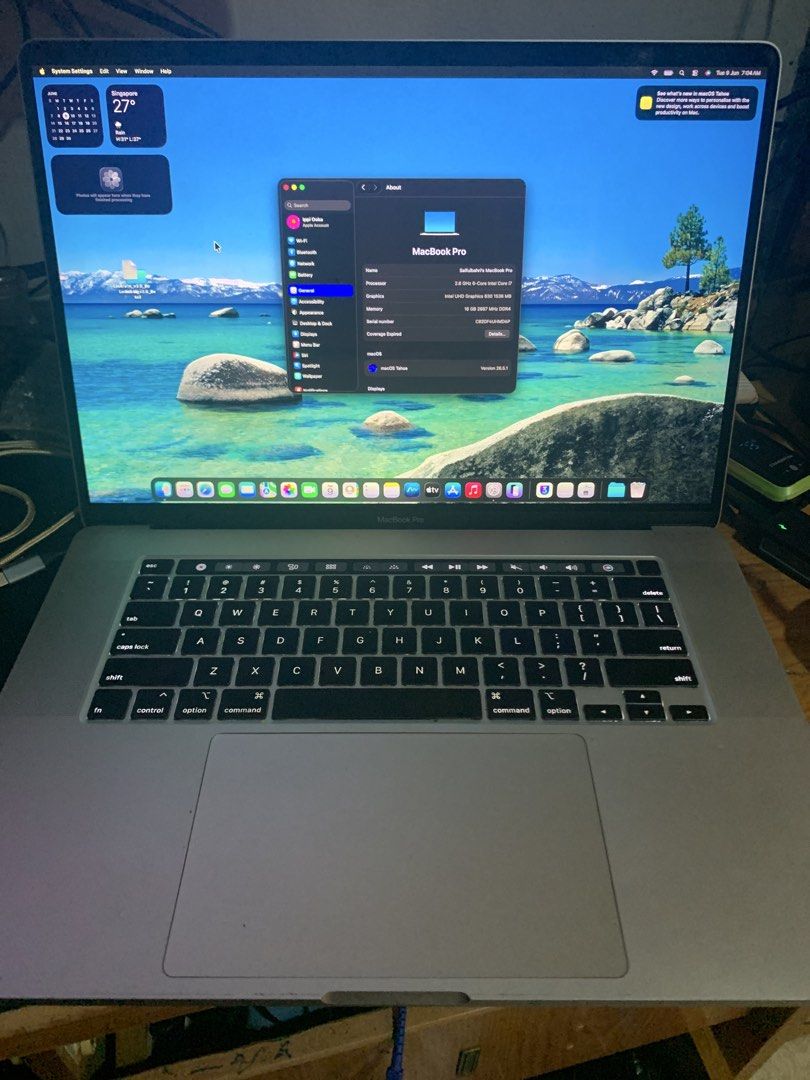 Apple MacBook Pro 16-inch Intel Core i7477075499710556160