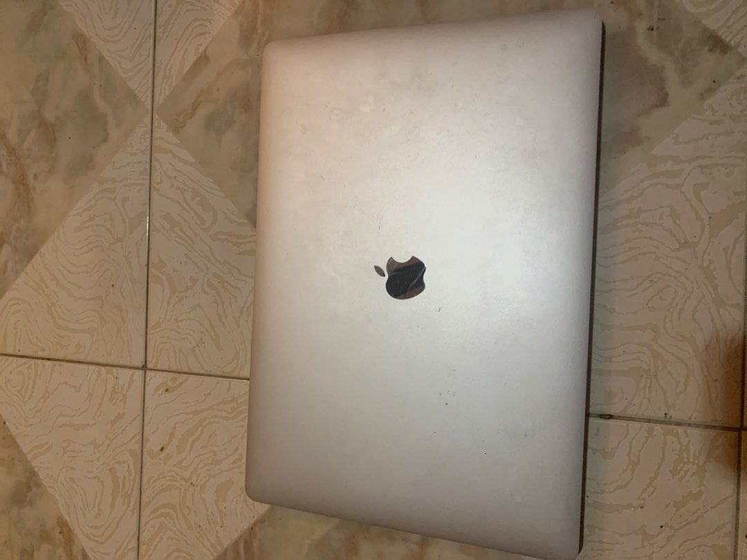 Apple MacBook Pro 16-inch Intel Core i7477075499710556161