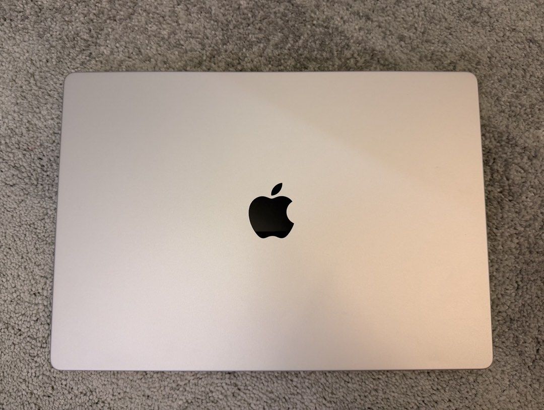 Apple MacBook Pro 16-inch M4 Max Chip - 36GB - 1TB Storage476837992633487361