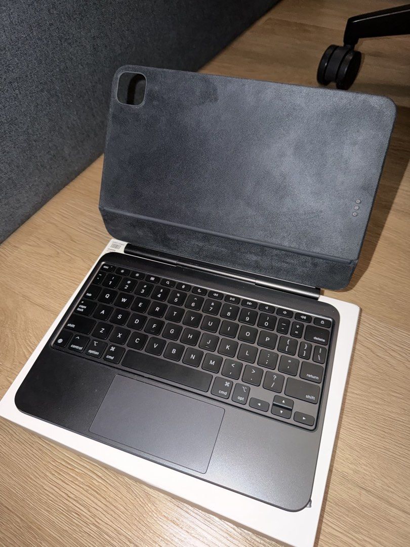 Apple Magic Keyboard for iPad Pro476608835418204161