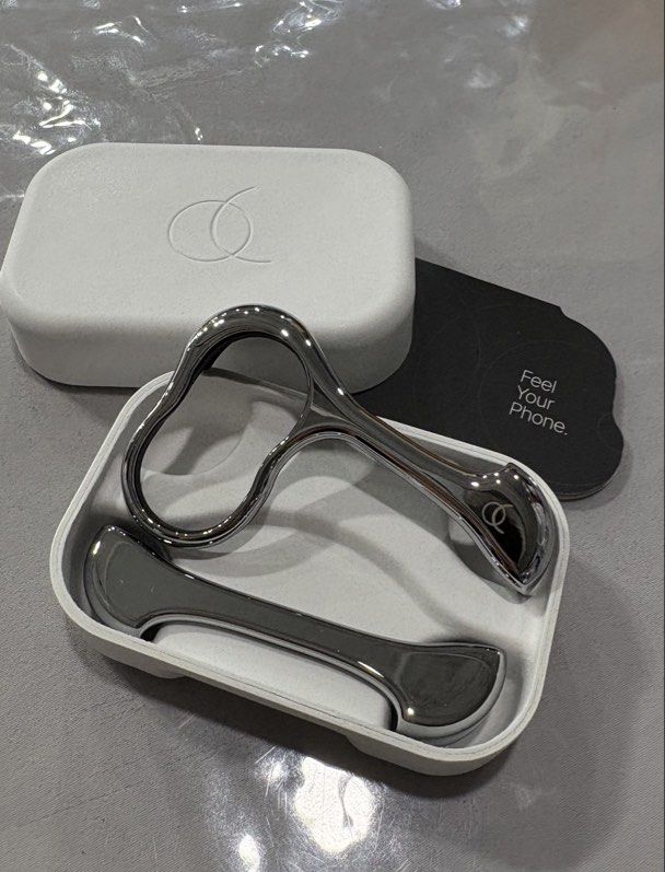 ARC PULSE IPHONE 16 CASE477068274749286401