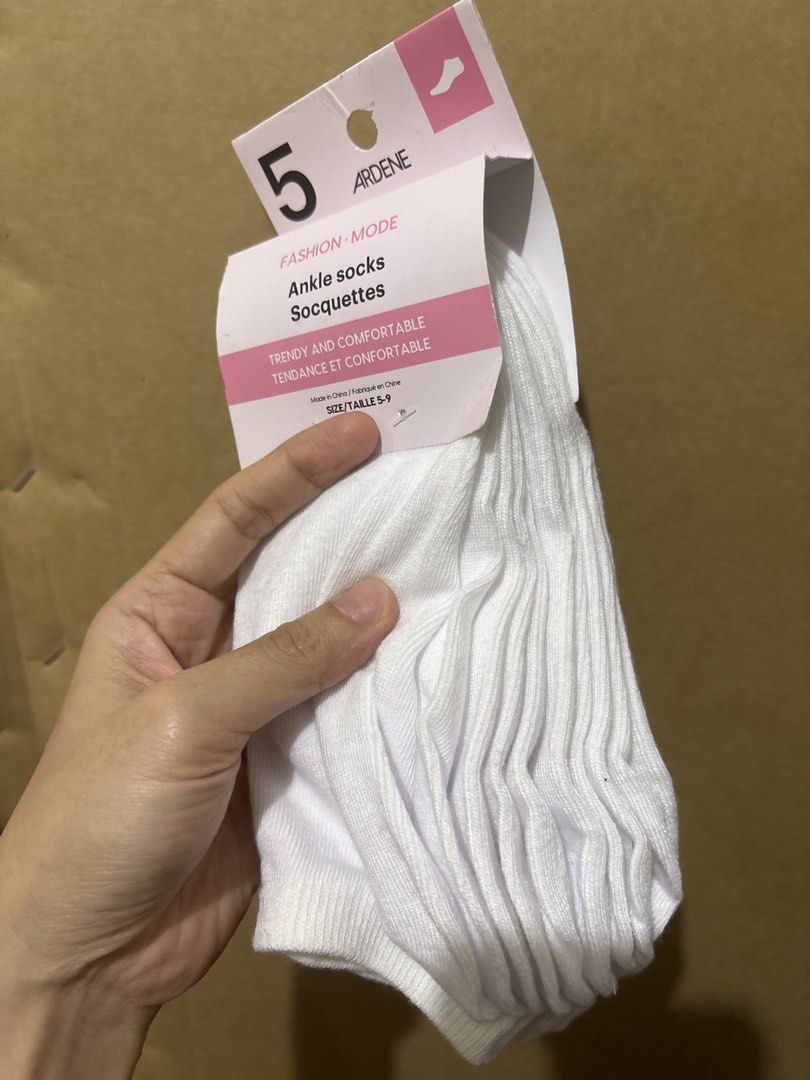 Ardene 5 Pairs White Ankle Socks Size 5-9 (Category: Babies & Kids Fashion) located in Quezon City. Submitted by GlamourD (Listing ID 1442623204, Image 1). Description: - Brand: Ardene - Quantity: 5 pairs - Color: White - Style: Ankle socks - Size: 5-9 - Kids - Adult - Features: Trendy and comfortable - Ideal for: Everyday wear.
