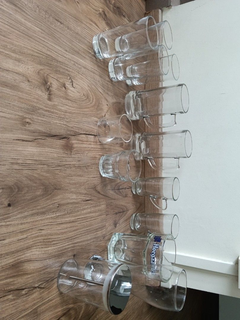 Assorted wine glasses and other glasses--please read descriptions