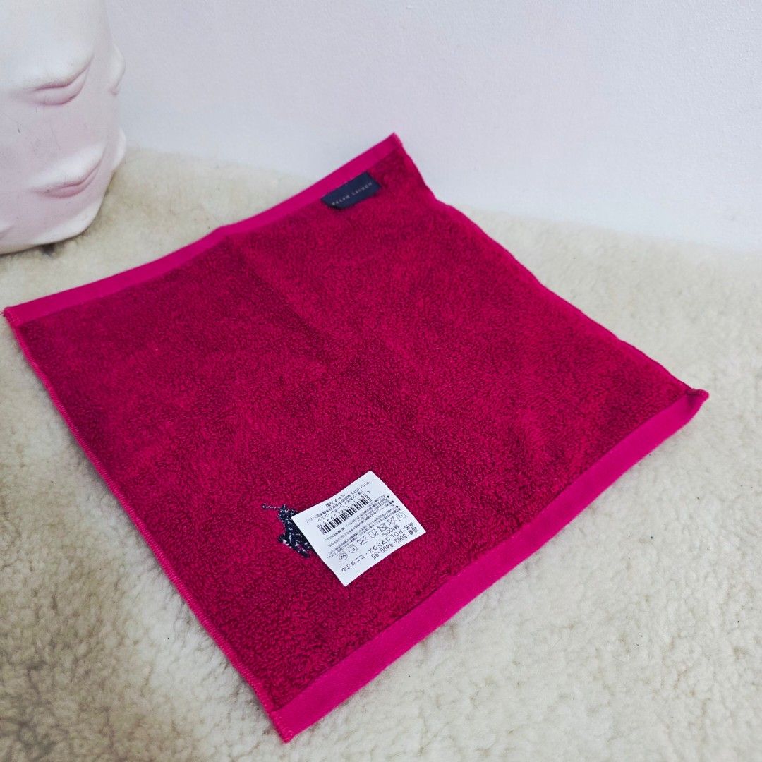 Authentic Ralph Lauren Face Towel (Category: Towels, Napkins & Holders) located in Binangonan. Submitted by makoleksyon (Listing ID 1442707510, Image 3). Description: Brand new not used Bought in Japan 100% Authentic Money back guarantee.
