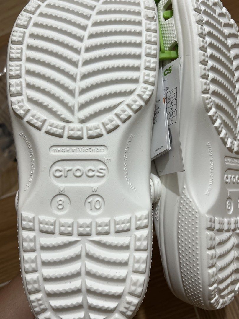 BRAND NEW Authentic White Crocs Classic Clogs Size M8/W10 (Category: Slippers & Slides) located in Baguio. Submitted by izzy1234123 (Listing ID 1442667562, Image 3). Description: 💯 AUTHENTIC!!!! - Classic white Crocs clogs - Size: M8/W10 - bought in UAE pasalubong sana ng dad ko sakin kaso mens 8 nabili nya, dapat womens 8 -rfs namali size sa pag bili - Original, money will return if proven fake -authentic po ito 100%.
