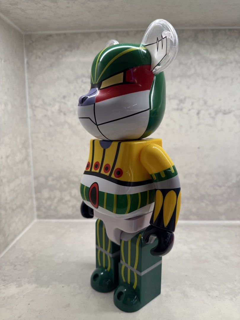 BE@RBRICK Kotetsu Jeeg 400% (Category: Designer & Blind Box Toys) located in Quezon City. Submitted by declutterqueenhigh5 (Listing ID 1442618550, Image 3). Description: Medicom Toy x Dynamic Pro release, around 2014-2015 Jeeg Robot d’acciaio / Kotetsu Jeeg mecha design Displayed only (NO BOX) Like new.
