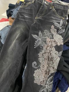 (Category: ) located in . Submitted by bossbossingthriftshop (Listing ID 1442585133, Image 1). Description: .
