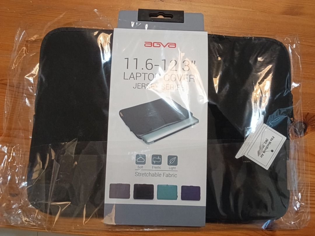 Black Laptop sleeve476614319775436800