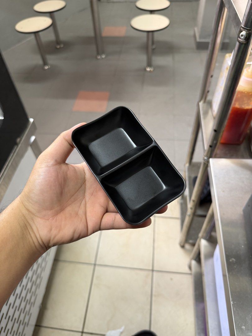 Black Plates and Dipping Bowls Set476437283991736323