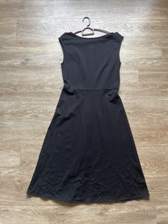 (Category: ) located in . Submitted by help_girl_clear_her_cupboard (Listing ID 1442565950, Image 1). Description: .