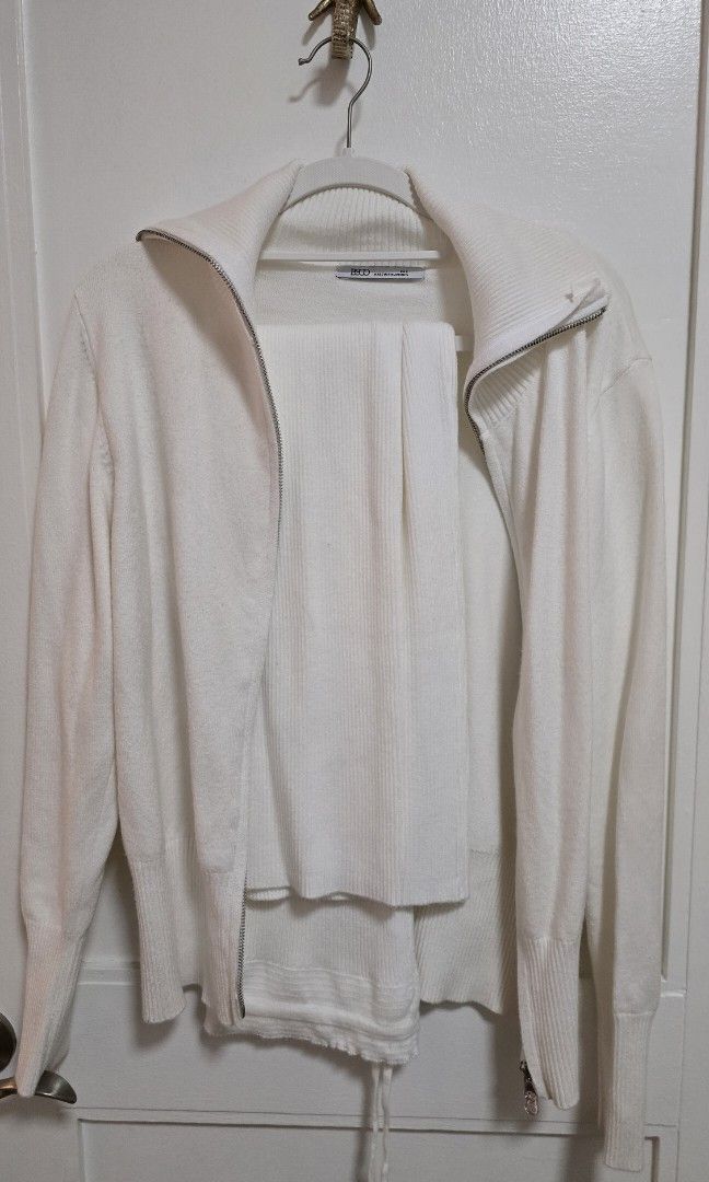 BSCO Avery Knit Coords White (Category: Sets or Coordinates) located in Taguig. Submitted by c_rivera (Listing ID 1442582743, Image 3). Description: For the sweater and pants. 9 out of 10 condition. used 2x. rfs decluttering.
