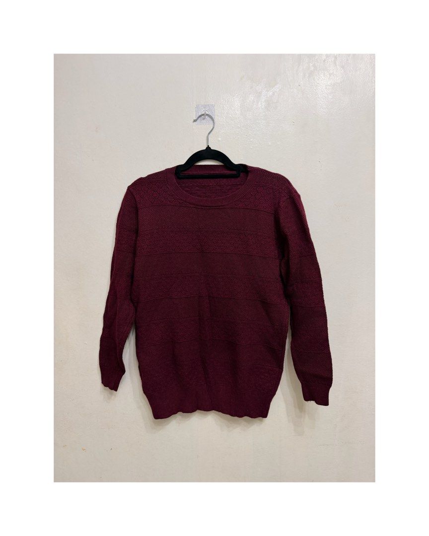 Burgundy Knit Sweater (Category: Coats, Jackets and Outerwear) located in Caloocan City. Submitted by mrynn_declutter (Listing ID 1442716581, Image 1). Description: .