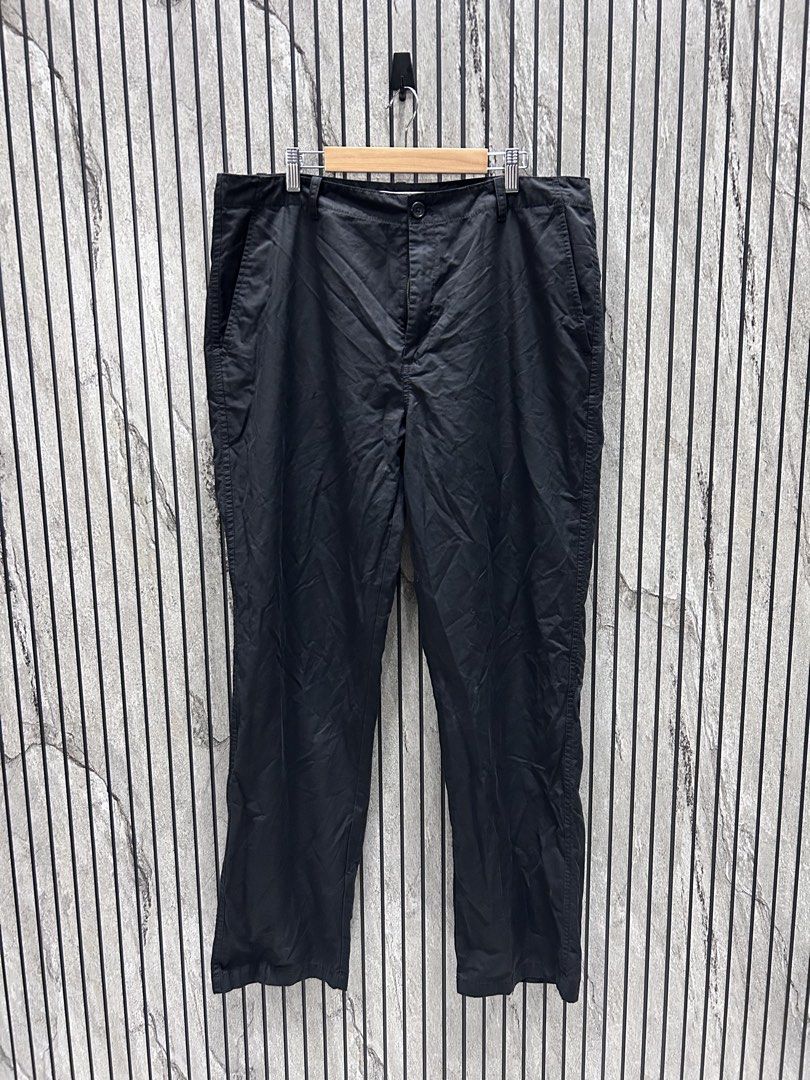 Calvin Klein Slacks (Category: Trousers) located in Malasiqui. Submitted by blckfourthrift (Listing ID 1442598278, Image 1). Description: Calvin Klein Slacks Waist: 37 Length: 42.5 Leg Opening:8.5 Issue/s: None .