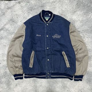 (Category: ) located in . Submitted by itsvintageclothing (Listing ID 1442585260, Image 1). Description: .