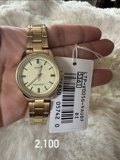 (Category: ) located in . Submitted by shopthevintage (Listing ID 1442630442, Image 1). Description: .