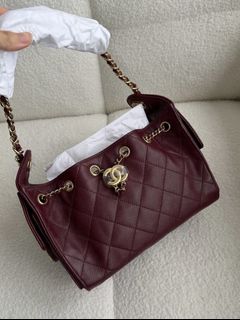 (Category: ) located in . Submitted by chicluxury (Listing ID 1442725233, Image 1). Description: .