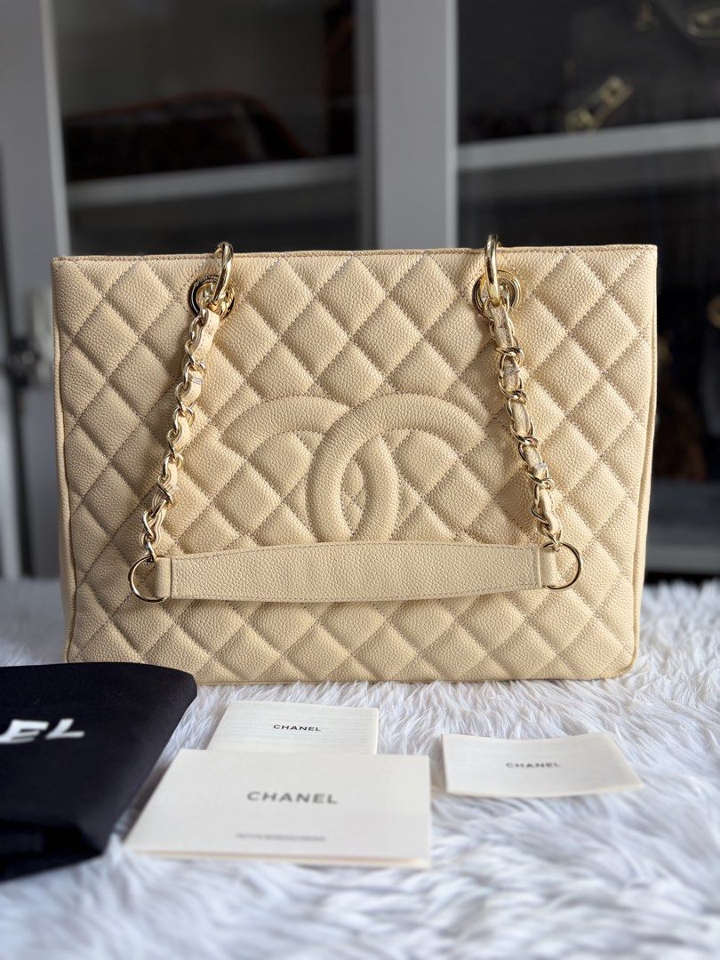 Chanel GST Beige (Category: Luxury Bags & Wallets) located in Dasmarinas. Submitted by jadasy_vintagefinds (Listing ID 1442584247, Image 2). Description: CHANEL GST BEIGE, in great preowned condition. No papers. Perfect quality. Japan auction sourced. No hologram but with chip. 📐33 x 25.5 x 13.5 cm 📣 GET BIG BIG DISCOUNTS when you visit our store 📣 ▫️We are open from Monday - Saturday 9am to 5pm ▫️Sunday (by appointment) 📍Japan Ukay @ LTO Ext