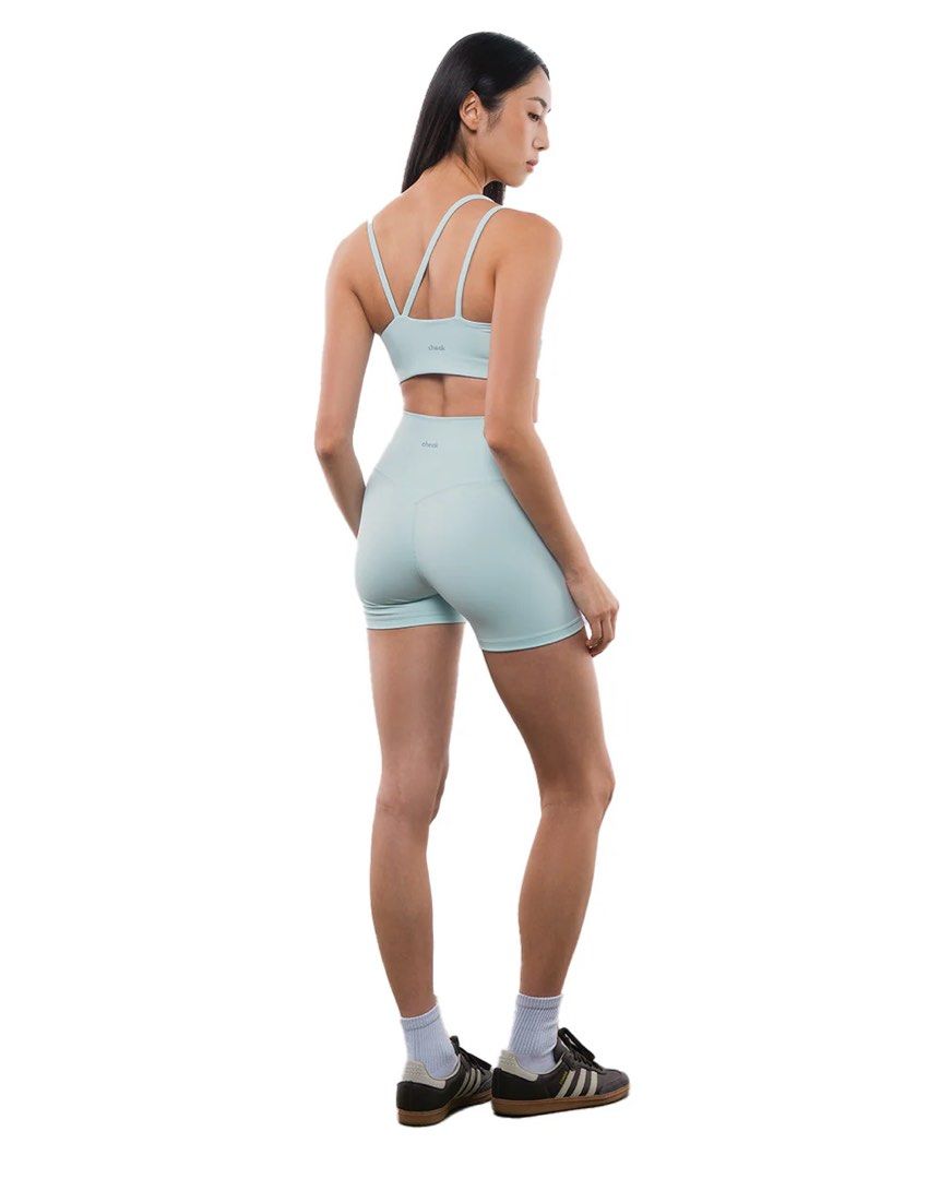 Cheak Asymmetric Bra Large (Category: Activewear) located in San Juan City. Submitted by declutterwithac (Listing ID 1442561172, Image 3). Description: Used once Rfs: bra size got bigger Location: QC.