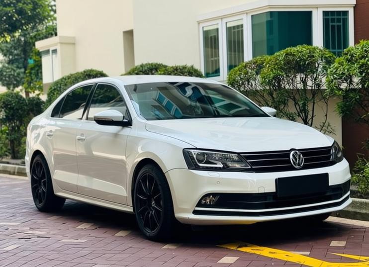 (Category: ) located in . Submitted by carvaultleasing (Listing ID 1442691203, Image 1). Description: .