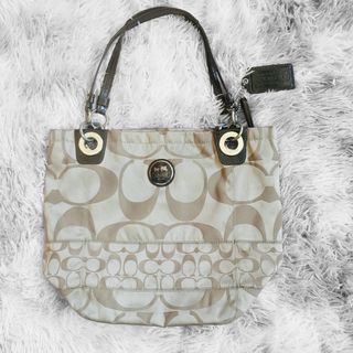 (Category: ) located in . Submitted by coach.cornerph (Listing ID 1442563491, Image 1). Description: .