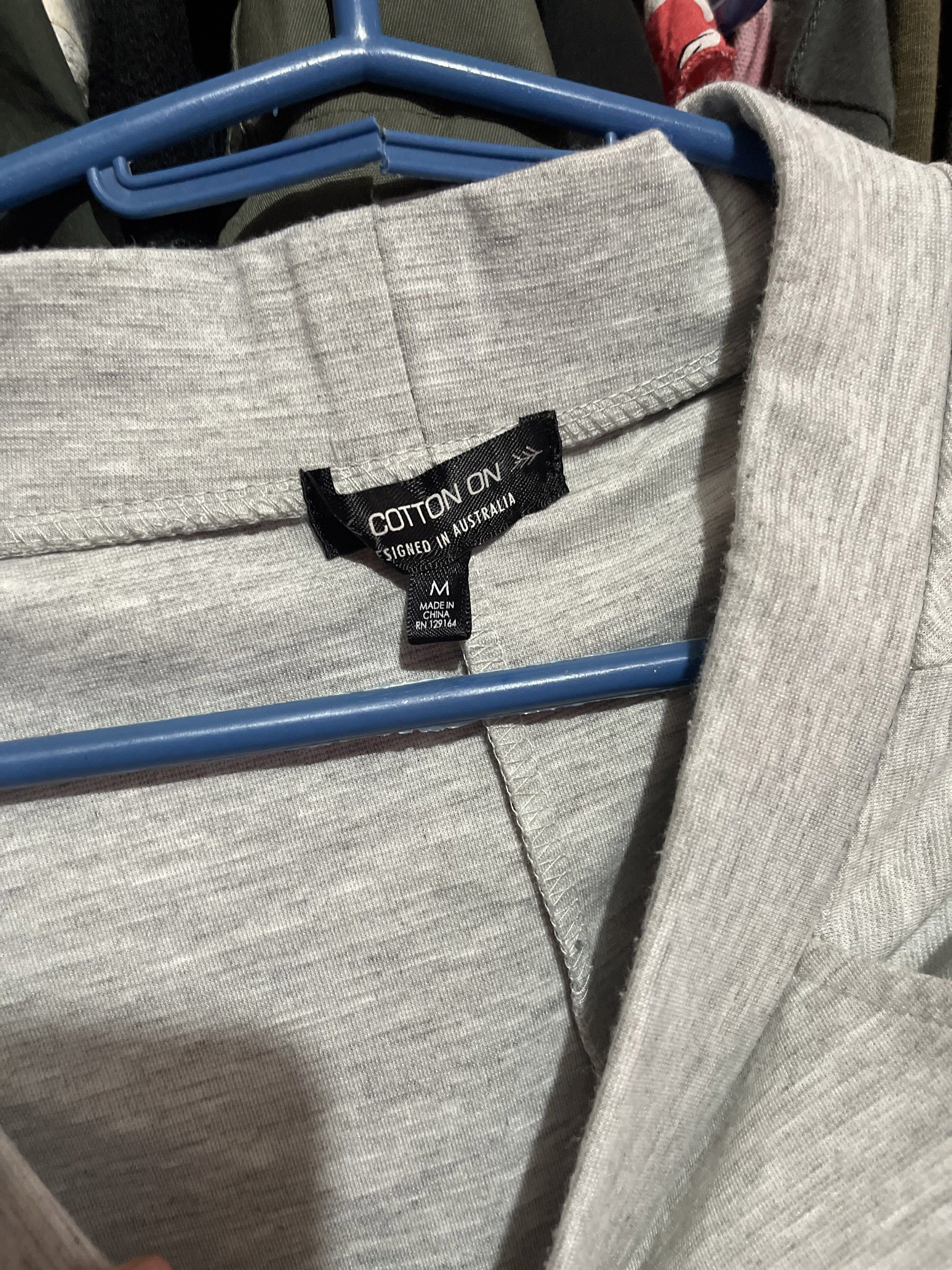 Cotton On Grey Skirt Size M (Category: Skirts) located in Quezon City. Submitted by rish40 (Listing ID 1442640597, Image 2). Description: - Grey skirt from Cotton On - Size: Medium (M) - Convenient front pockets - Made with comfortable material - Ideal for casual wear - Versatile and easy to pair with different tops.