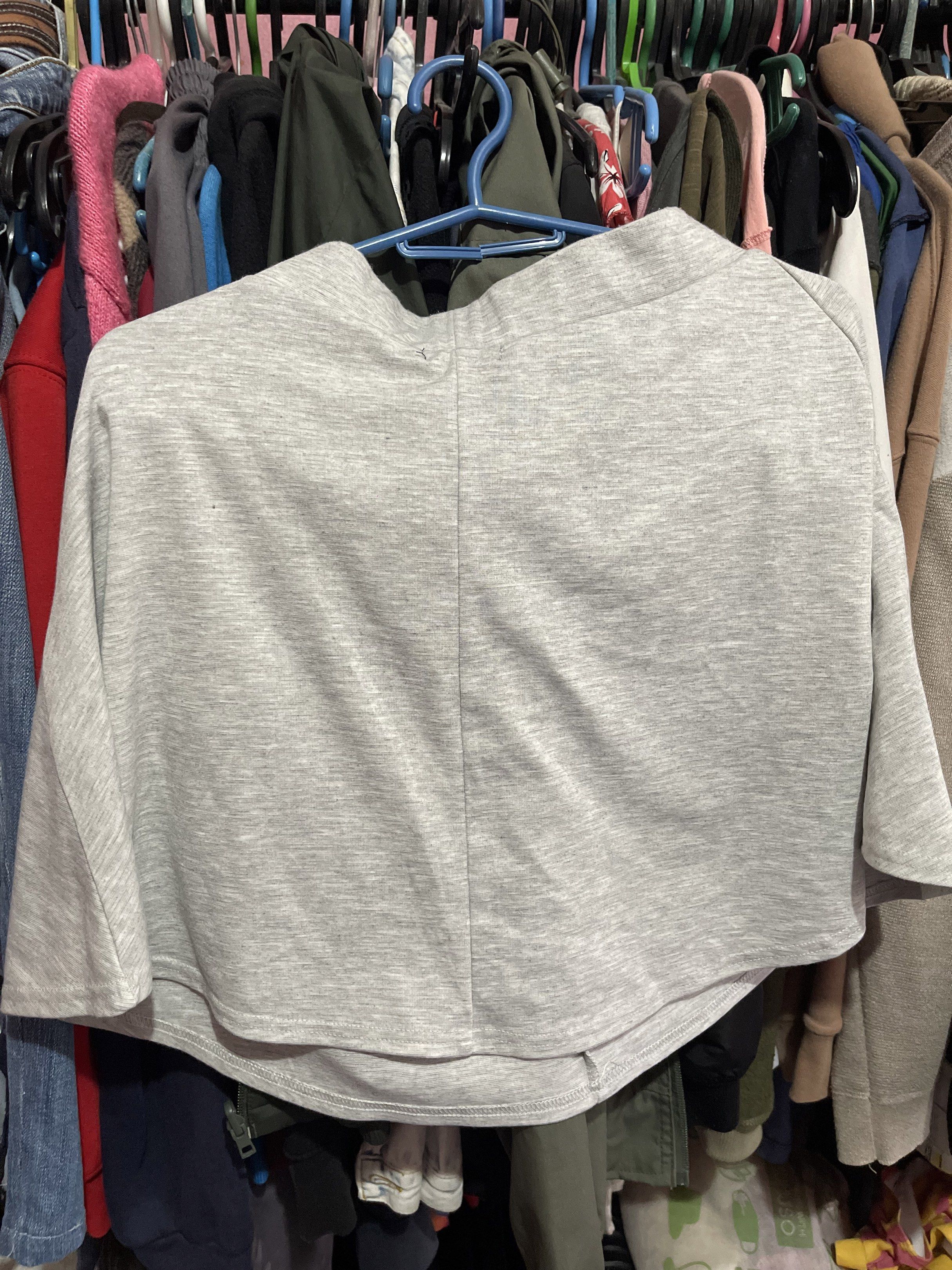 Cotton On Grey Skirt Size M (Category: Skirts) located in Quezon City. Submitted by rish40 (Listing ID 1442640597, Image 3). Description: - Grey skirt from Cotton On - Size: Medium (M) - Convenient front pockets - Made with comfortable material - Ideal for casual wear - Versatile and easy to pair with different tops.