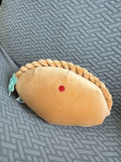 (Category: ) located in . Submitted by pleats.n.pockets (Listing ID 1442596548, Image 1). Description: .