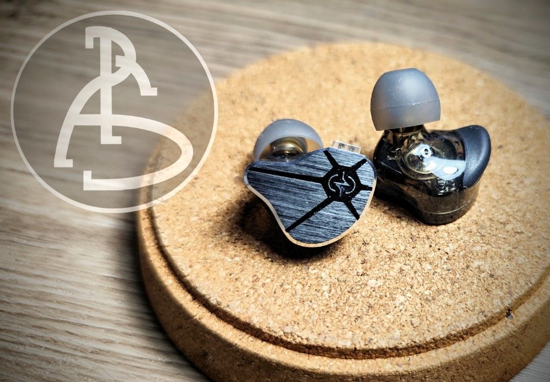 Hybrid In-Ear Monitors with Detachable Cable (Category: Earphones) located in Pasay City. Submitted by radtek (Listing ID 1442704499, Image 2). Description: ✅Brand new and Sealed. Guaranteed Authentic 💯 ☑️High performance IEMs ✅Ergonomic fit. Detailed sound. ☑️Best for DJs, Performers, Singers, Musicians, Streamers or for pure music enjoyment. ✅ Studio, Stage, or daily use. Model: CCZ DC BC04 Package includes: 3 sizes or eartips, cable and user 