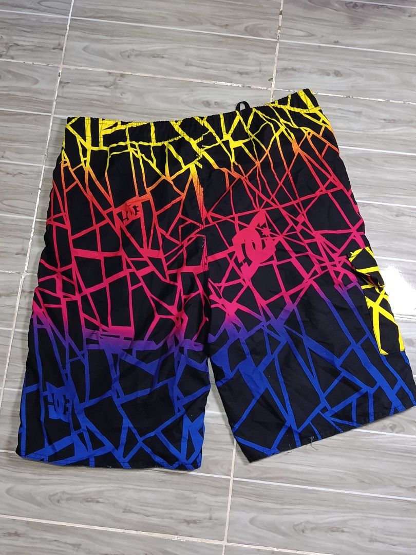 DC SHOES BOARD SHORTS (Freeshipping), (Category: Shorts) located in Quezon City. Submitted by gyl-stop (Listing ID 1442564495, Image 2). Description: free shipping 39 x 24 good as new cr: 9.8/10 issue: none.