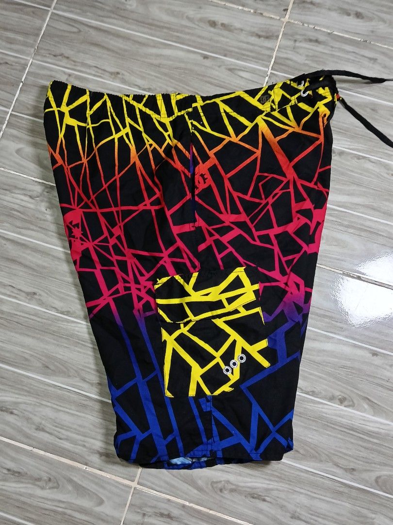 DC SHOES BOARD SHORTS (Freeshipping), (Category: Shorts) located in Quezon City. Submitted by gyl-stop (Listing ID 1442564495, Image 3). Description: free shipping 39 x 24 good as new cr: 9.8/10 issue: none.