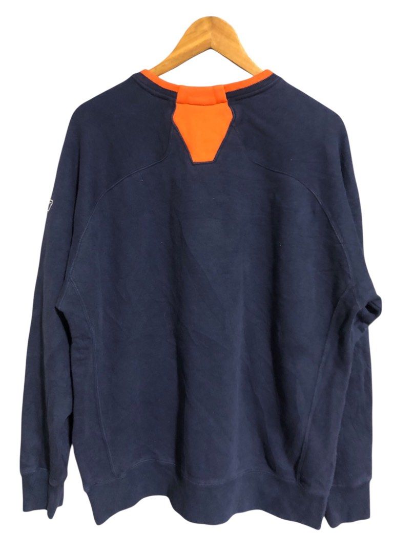 Denver Broncos crewneck sweatshirt (Category: Coats, Jackets and Outerwear) located in General Trias. Submitted by gracesabel55302 (Listing ID 1442674765, Image 2). Description: Denver Broncos crewneck sweatshirt WIDTH…24.5 LENGTH…28.5 .