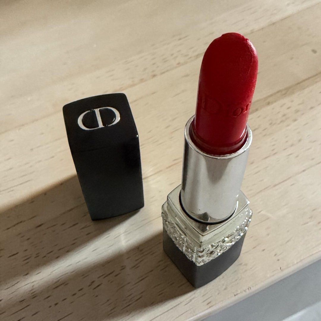 DIOR Lipstick 999 (Category: Makeup) located in Davao. Submitted by gr8stmom_melissa (Listing ID 1442565591, Image 1). Description: Slightly used. Retractable/Rechargeable Case… Case costs ₱2500++ Parang freebie nalang po ang lipstick….