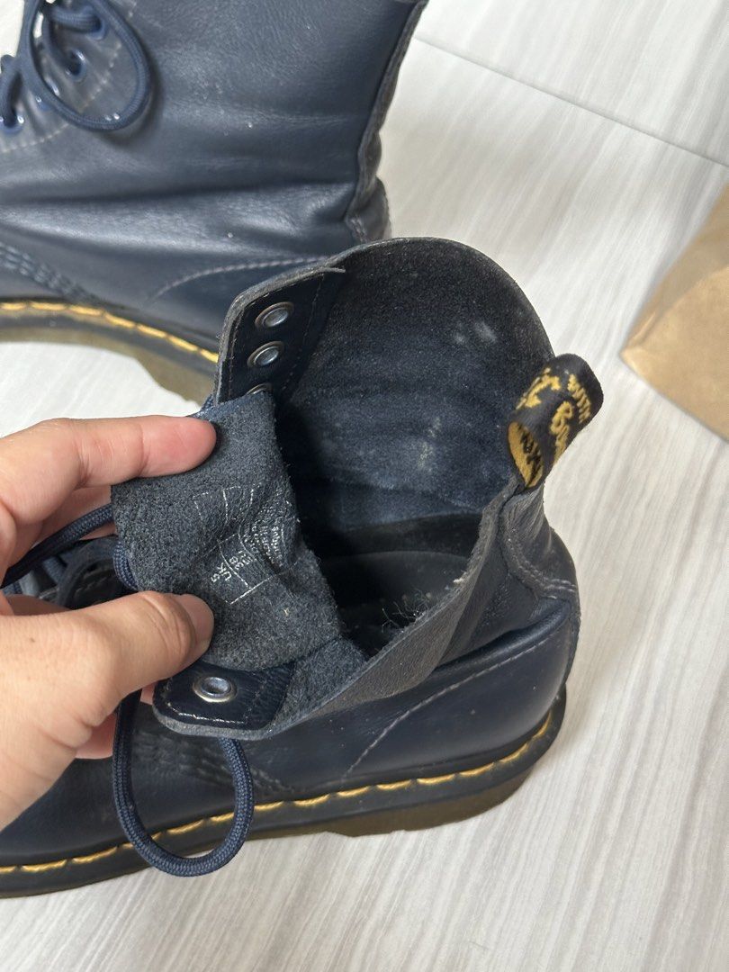 Dr Martens Pascal 1460 (Category: Boots) located in Dasmarinas. Submitted by sisea (Listing ID 1442571494, Image 3). Description: Bought from Rustans a while back — AUTHENTIC! No box though. Dr Martens Dark Blue Pascal 1460 Only used a less them 5 times. Are a little old looking though as they’ve just been stocked here. .
