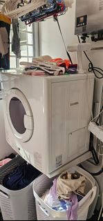 (Category: ) located in . Submitted by gary_ng (Listing ID 1442569625, Image 1). Description: .