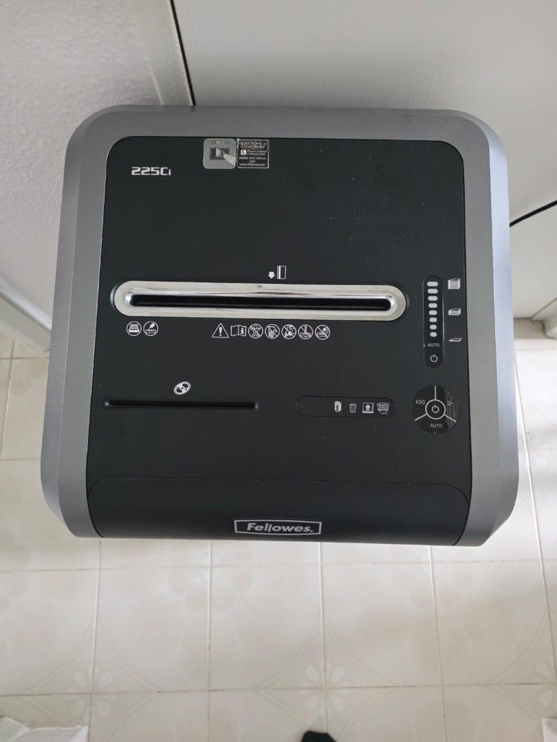 Fellowes 225Ci Paper Shredder476505838925926401