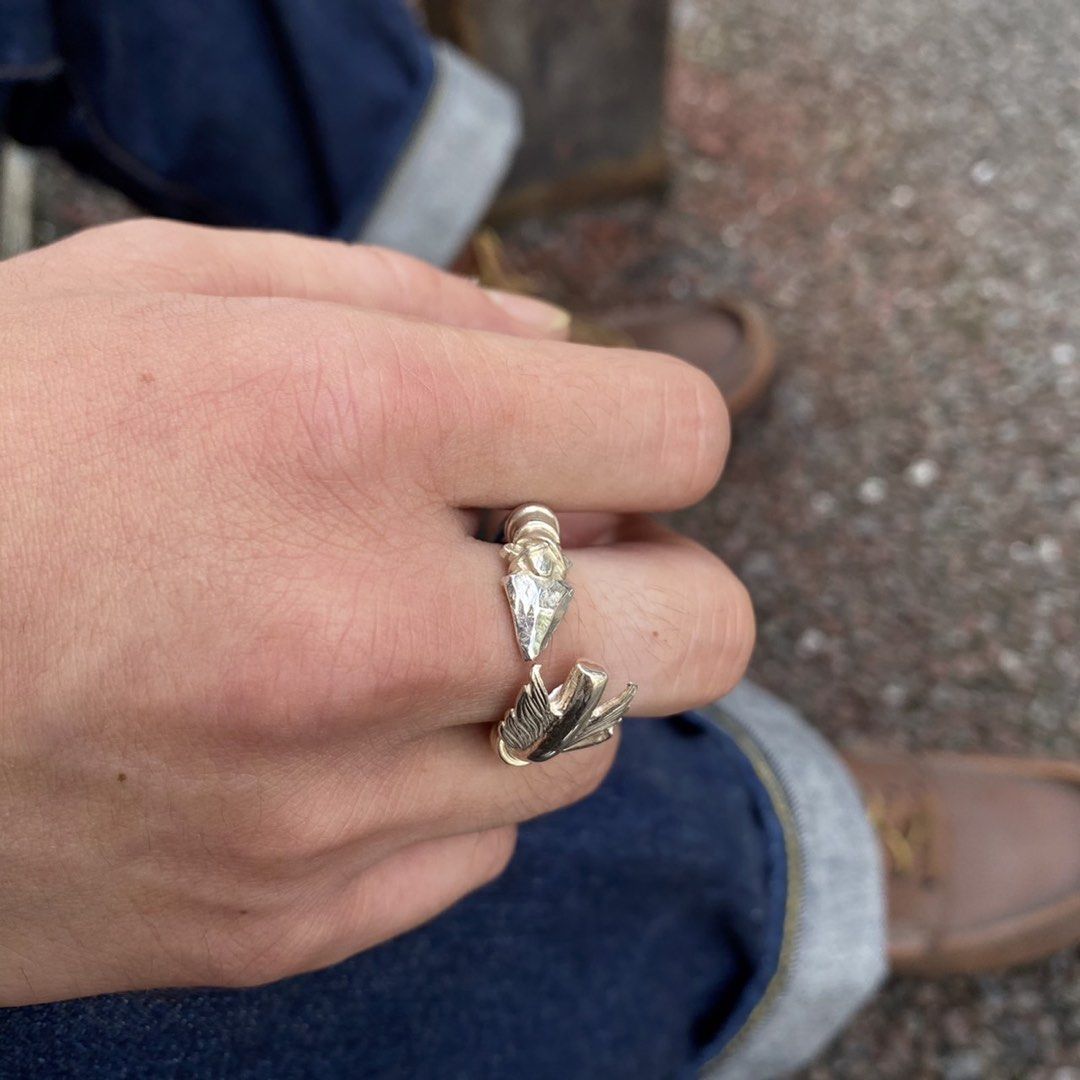 First Arrows Ring (Category: Jewelry) located in Singapore. Submitted by sneakfreaksg (Listing ID 1442667934, Image 3). Description: Lightly used, silver is still shiny Retails ~$350 Diameter: 17mm Not Goros.