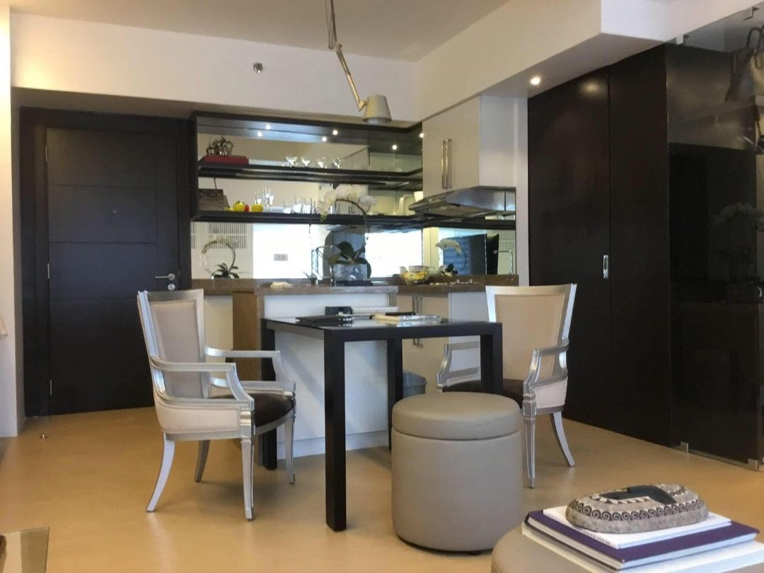 FOR LEASE | Executive Studio Unit at Avida CityFlex BGC (Category: Apartments & Condos) located in Taguig. Submitted by FORTHUBREALTY (Listing ID 1442594021, Image 3). Description: 📍 Avida CityFlex Towers ✨ 37 SQM Executive Studio ✨ Well-Interior Unit ✨ Move-In Ready 💰 ₱32,000/month ✔ Prime BGC Location ✔ Near High Street ✔ Perfect for Young Professionals & Expats ✔ Convenient Access to Offices, Dining & Lifestyle Destinations Don't miss this o