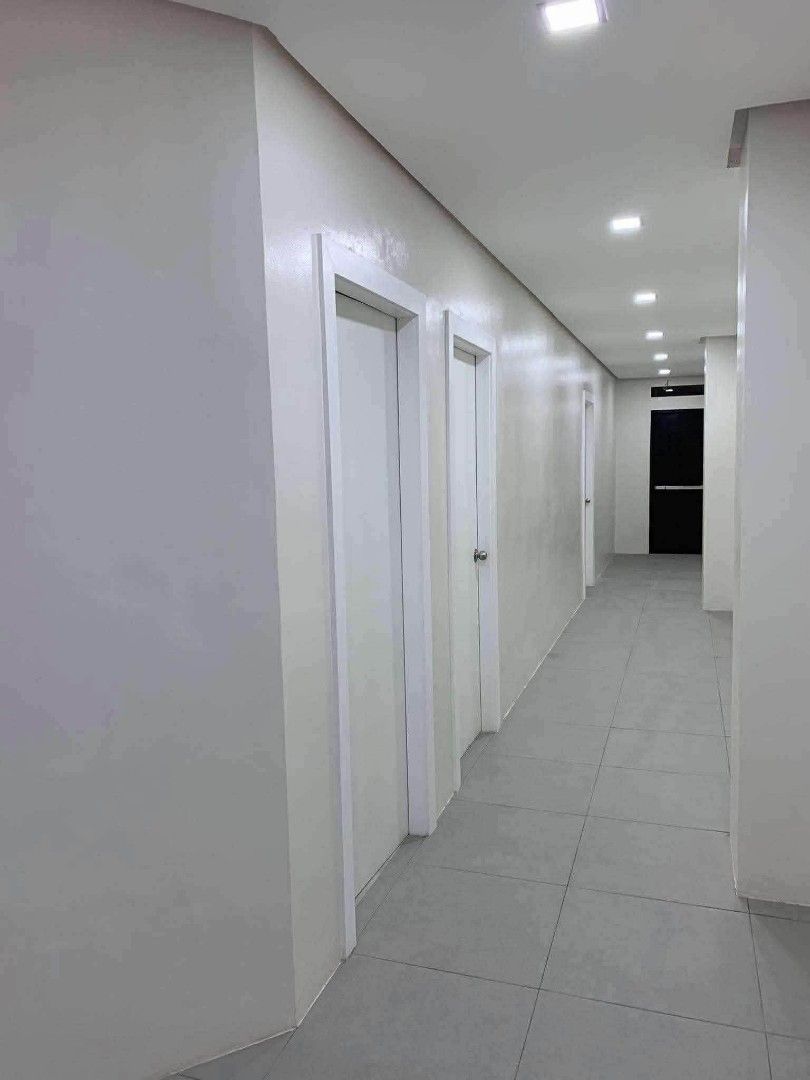 FOR SALE 3 STOREY BUILDING WITH ROOFDECK.. (Category: Commercial) located in Quezon City. Submitted by balaispecialist888 (Listing ID 1442683005, Image 3). Description: FOR SALE 3 STOREY BUILDING WITH ROOFDECK.. Location: North Fairview District Quezon city Lot Area: 150 sq meter Floor Area: 500 sq meter ✅Clean title ✅Updated tax dec Price: 20M-Negotiable!! Note: Currently with tenant .. -lt- #QuezoncityProperty #CommercialBuilding #NorthFairview