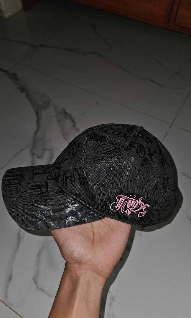 FOX Riders Co. All Over Print Strapback Cap (Category: Caps & Hats) located in Aroroy. Submitted by gabrizz_y (Listing ID 1442679159, Image 1). Description: .