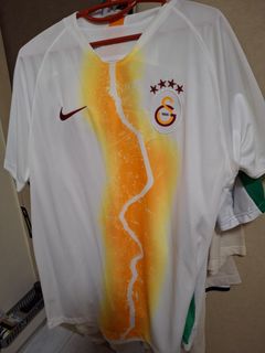 (Category: ) located in . Submitted by havethingstosell (Listing ID 1442706461, Image 1). Description: .