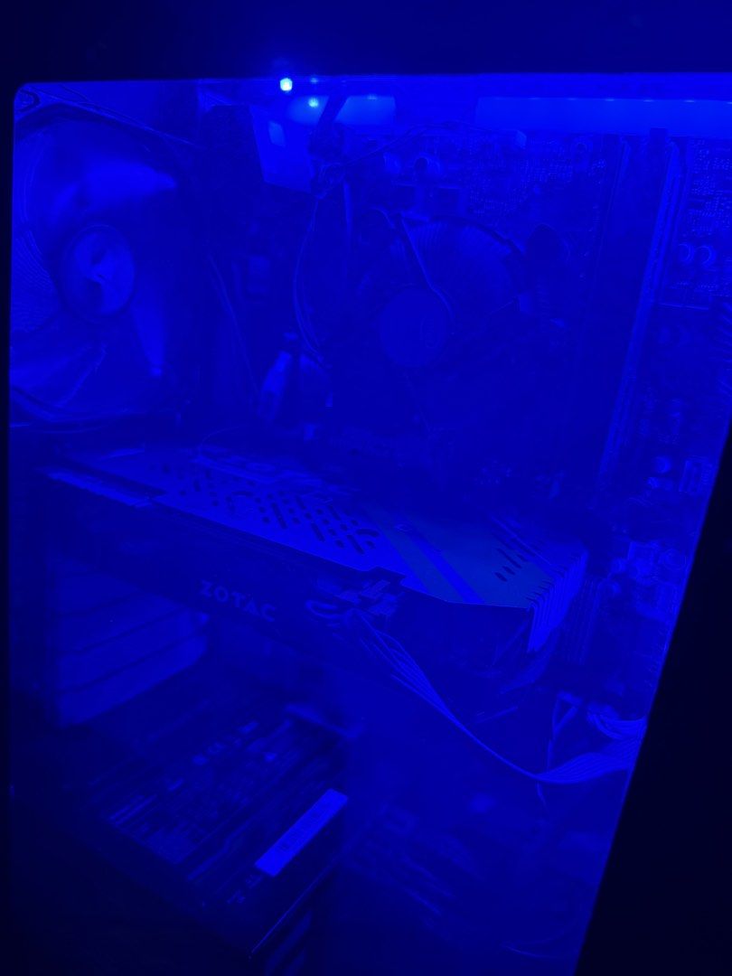 GAMING SET UP476838906320670721