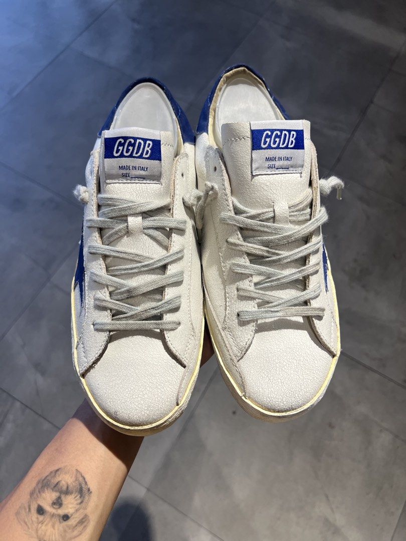 golden Goose (Category: Sneakers & Footwear) located in Bacolod City. Submitted by novymae23 (Listing ID 1442624920, Image 3). Description: Golden Goose Superstar Size 41 Verygood Conditio .