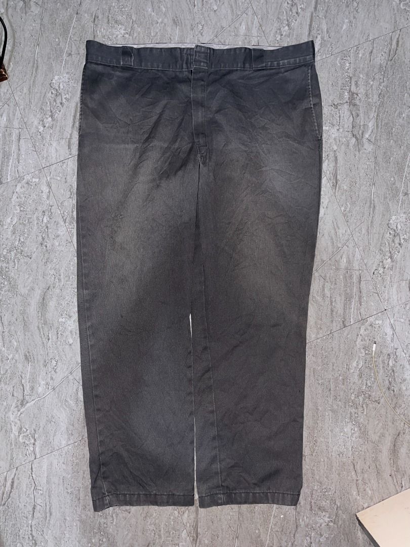 Gray Dickies Pants 874 Original Fit (Category: Jeans) located in Gapan. Submitted by curatedthrift67 (Listing ID 1442666222, Image 2). Description: Gray Dickies 874 Original Fit waist : 21 length : 41 leg opening : 10 Color Rate : 9/10 Condition : Good Condition Issue : minimal issue ( may pag ka fade na yung kulay at kita yung tahi sa bandang pocket pero hindi pansinin ) 500 + shipping.