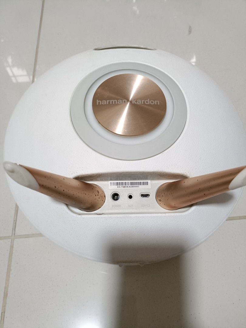 Harman Kardon Onyx Studio 2 Bluetooth Speaker479744122003148801