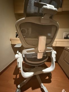(Category: ) located in . Submitted by leicalens_gadgets (Listing ID 1442584303, Image 1). Description: .