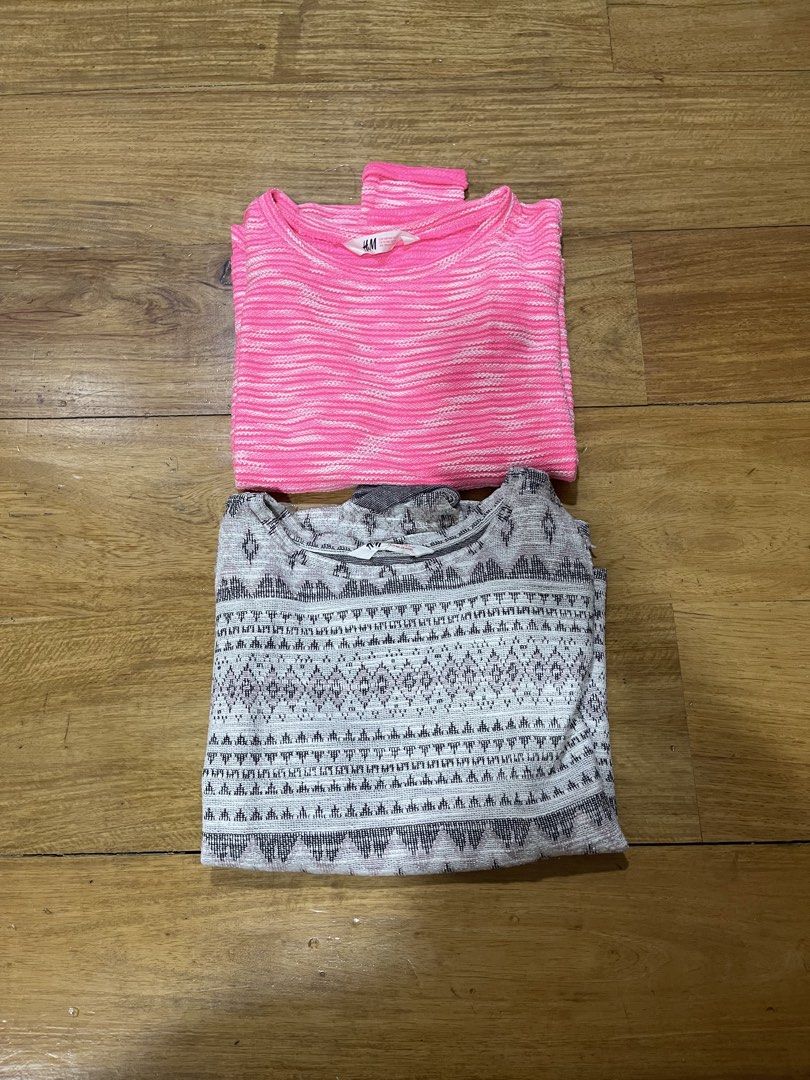 H&M Girls Sweater (Category: Babies & Kids Fashion) located in Quezon City. Submitted by andreaa20 (Listing ID 1442620288, Image 1). Description: US Girls 12-14 years old / Size S-M 250 each / 400 for both Rfs: decluttering. .