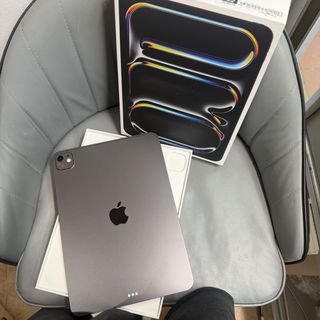 (Category: ) located in . Submitted by 8thavemobile.sg (Listing ID 1442645026, Image 1). Description: .