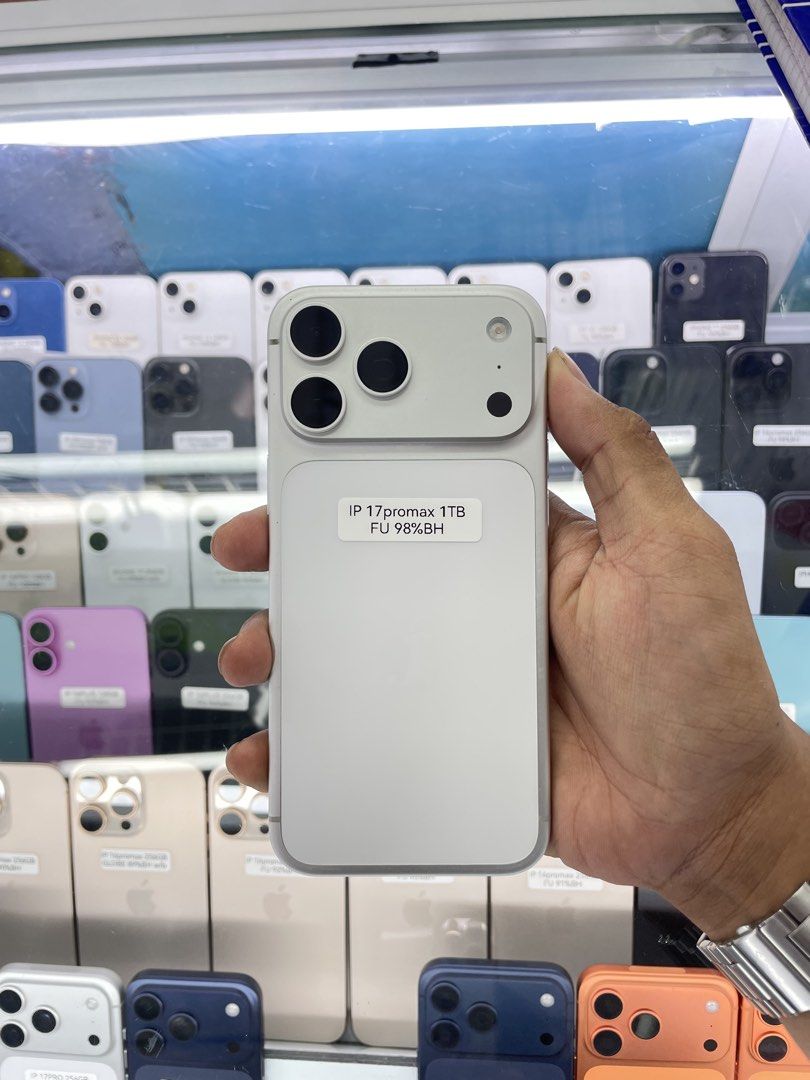 iPhone 17 Pro Max 1TB 97% BH NTC OPENLINE (Category: iPhone 17 Series) located in Manila. Submitted by benshop. (Listing ID 1442717817, Image 1). Description: FOR SALE | TRADE/SWAP BenShop Price : 97,500 php ▫️On hand: iPhone 17 Pro Max ▫️1TB ▫️Openline/Factory unlocked ▫️Silver ▫️97% Batt health ▫️Ntc ▫️Complete Original box ▫️All Features Working INCLUSIONS & FREEBIES: *CHARGER SET *CLEAR CASE *TEMPERED GLASS MODE OF TRANSACTION: ▫️ STORE PICK 