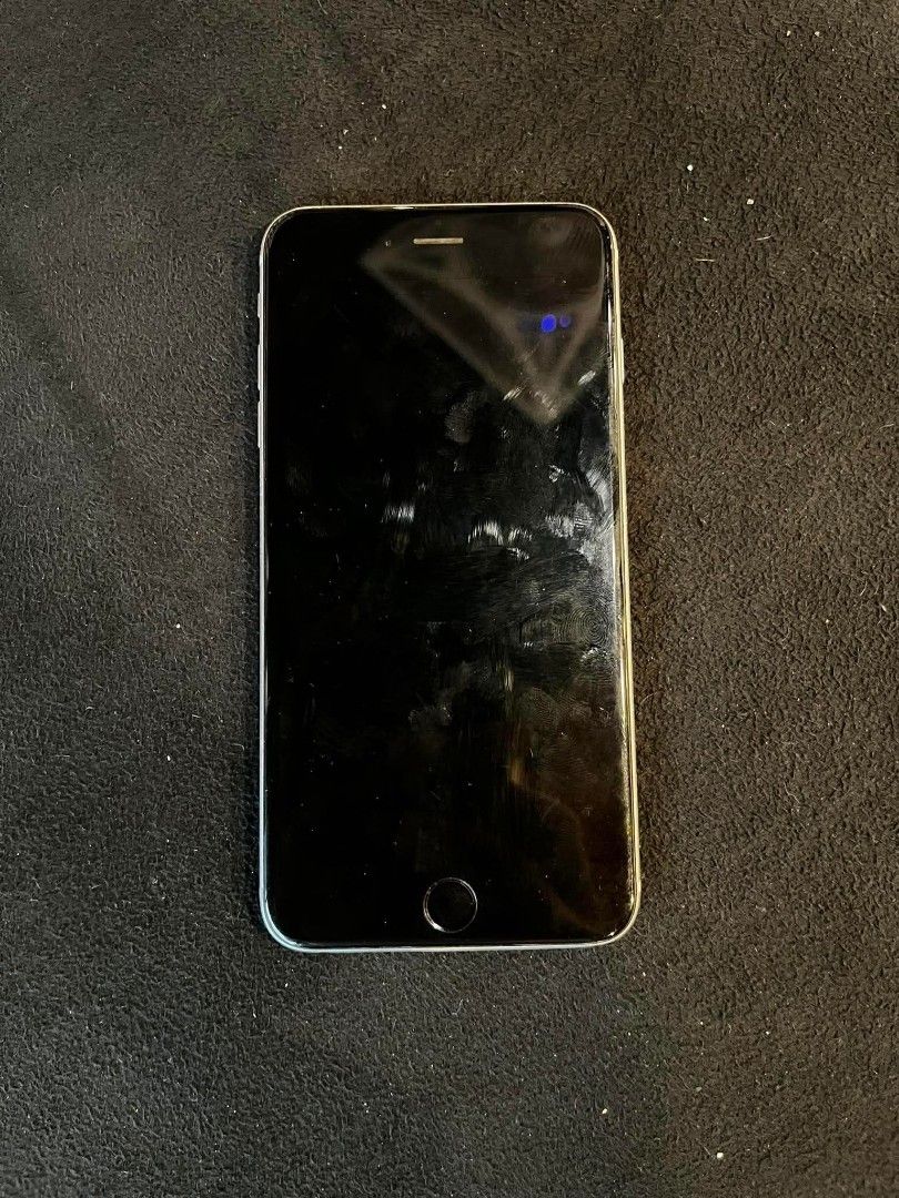 Iphone 6+ (Category: iPhone 6 Series) located in Naga. Submitted by salakot4400 (Listing ID 1442695884, Image 3). Description: issue shaky na Yung camera and di na sya na downloadan and wifi use nalang sya pero all goods pa naman .