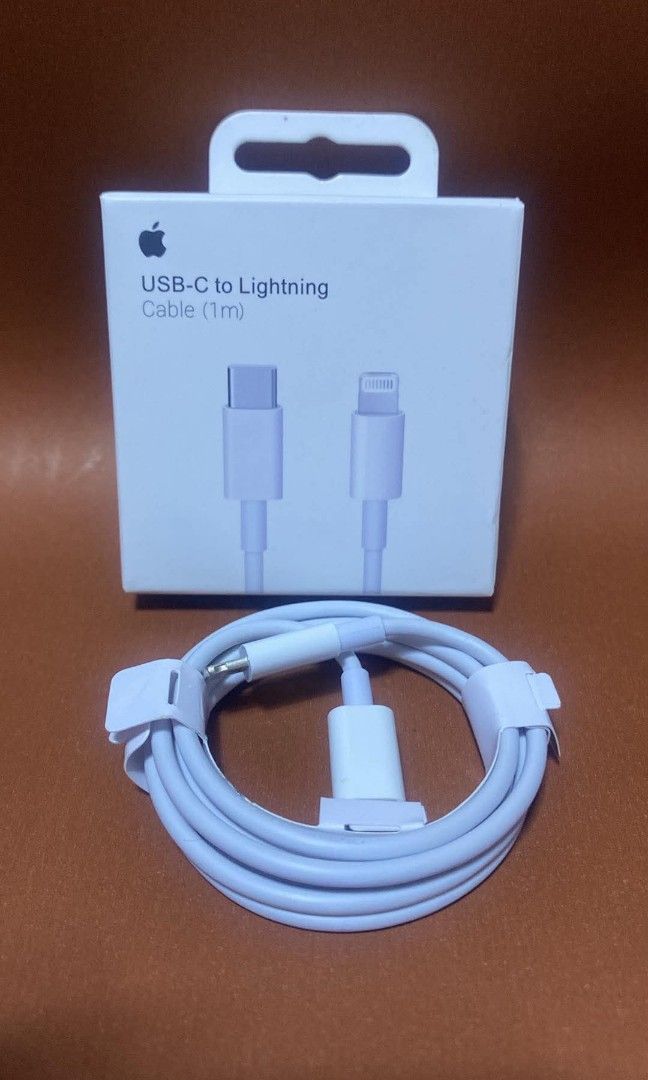 Iphone usb-c to lightning cable (Category: Chargers & Cables) located in Manila. Submitted by pricious (Listing ID 1442554705, Image 1). Description: .